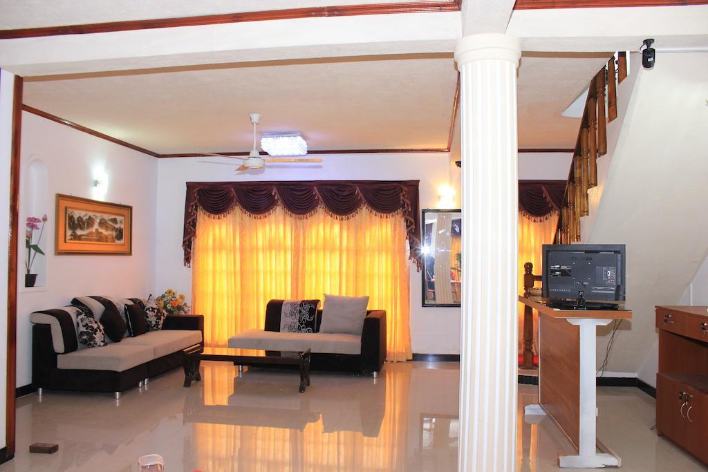 Guest Ryan Hotel Katunayaka Exteriér fotografie