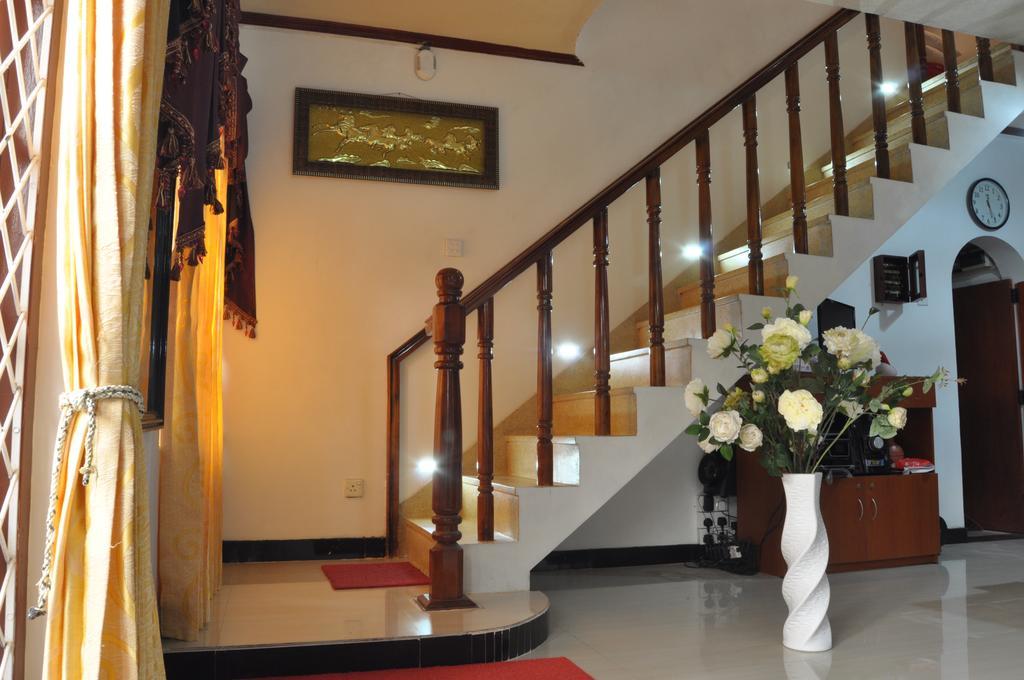 Guest Ryan Hotel Katunayaka Exteriér fotografie