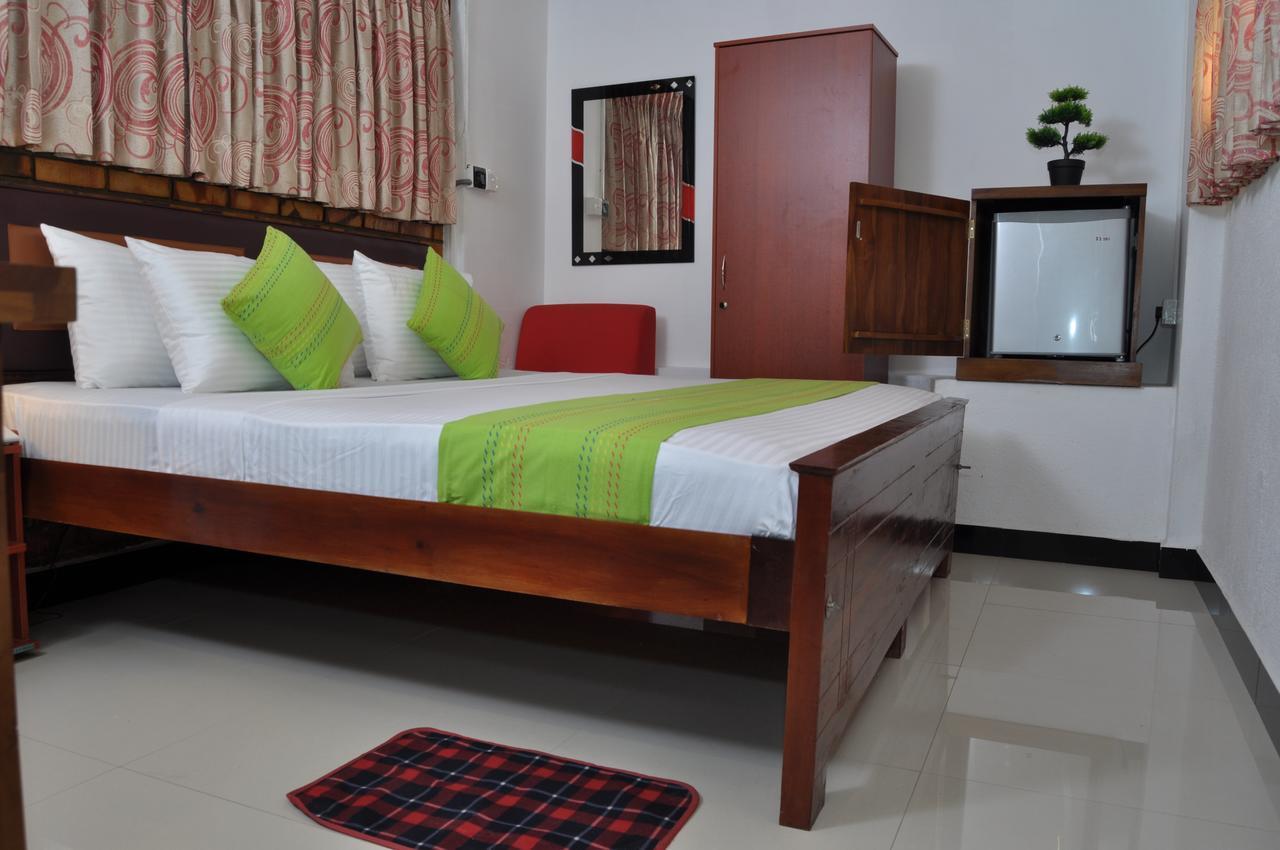 Guest Ryan Hotel Katunayaka Exteriér fotografie