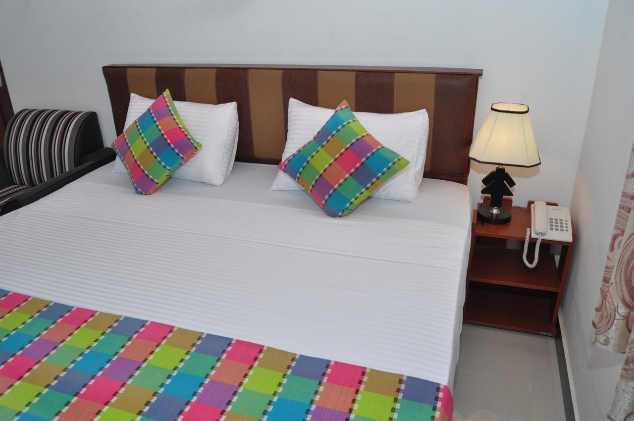 Guest Ryan Hotel Katunayaka Exteriér fotografie